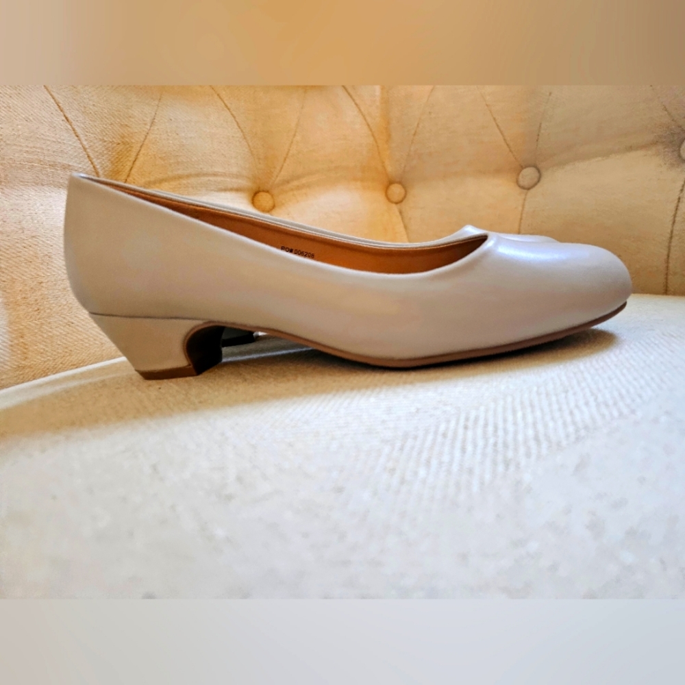 Journee Collection cute shoe size 9